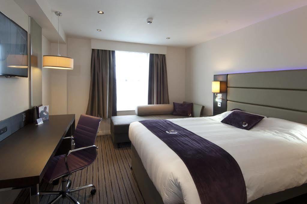 Premier Inn Premier Inn York South West מראה חיצוני תמונה